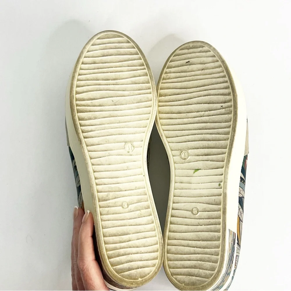 GOBY Blue Feather Lion‎ Slip-On Sneakers